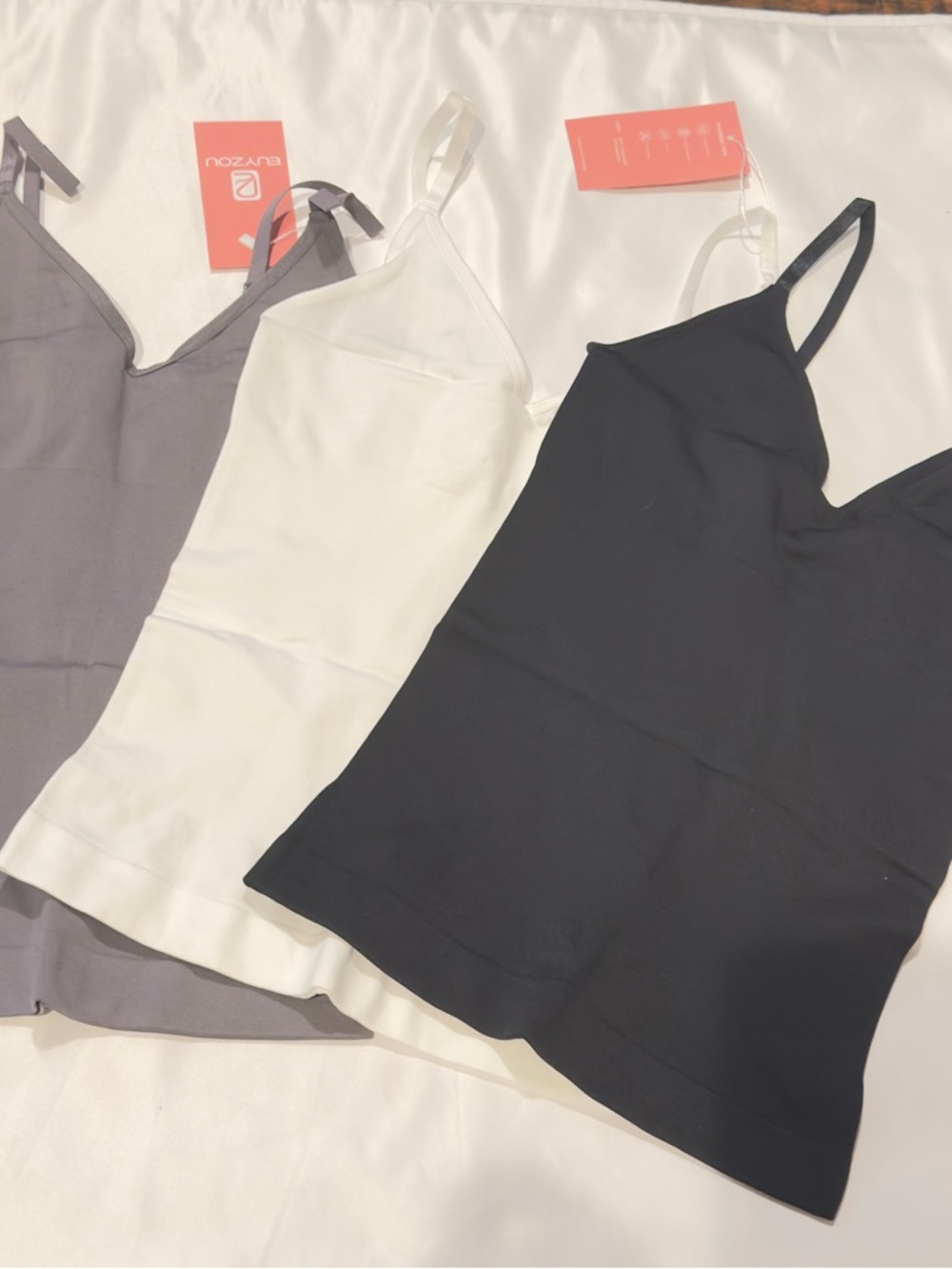 Seamless V-Neck Shaping Camisole - Black, White & Gray